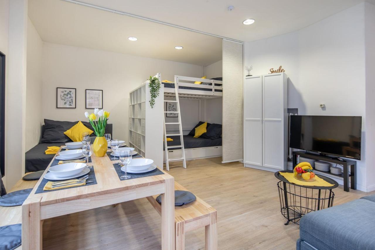 Studio Loft With Walk-In Rain-Shower Lägenhet Hamburg-Harburg Exteriör bild
