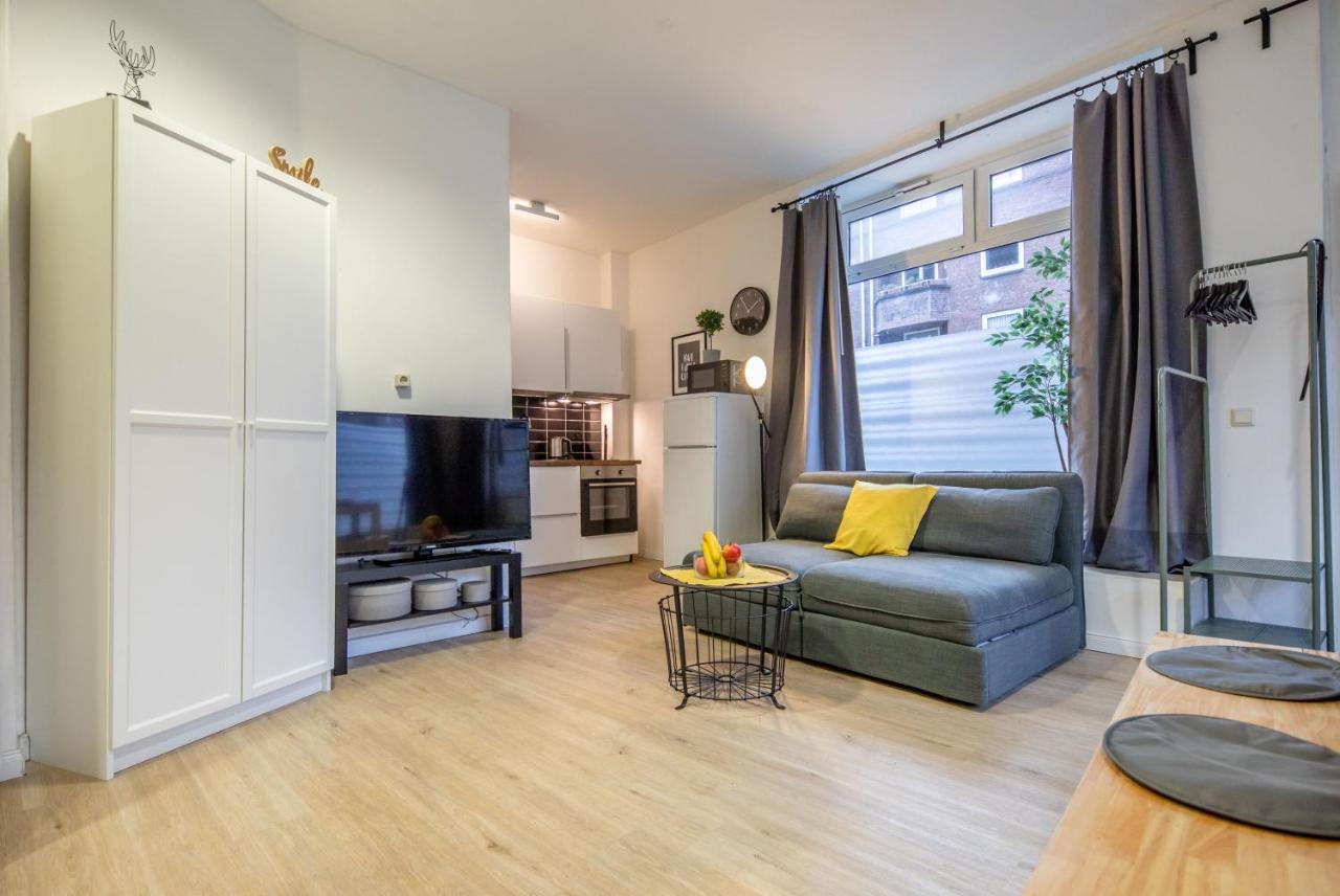 Studio Loft With Walk-In Rain-Shower Lägenhet Hamburg-Harburg Exteriör bild